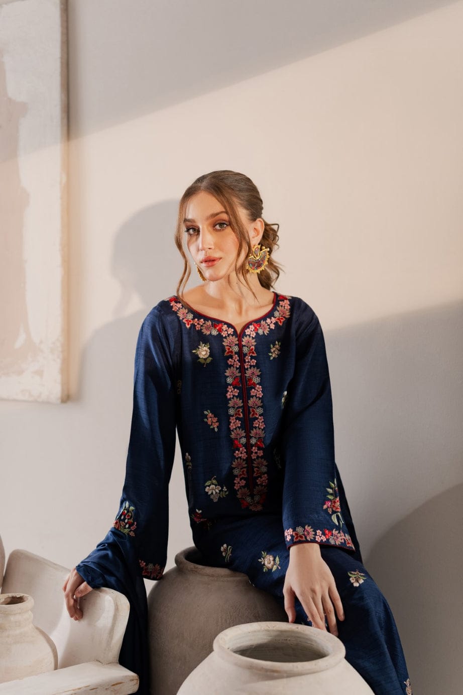3PC-LAWN EMBROIDERED SUIT-VINTAGE-VM3181