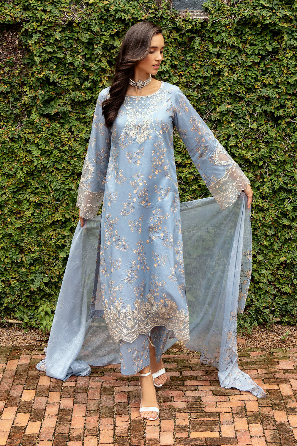3PC LAWN-IZNIK-VM3203