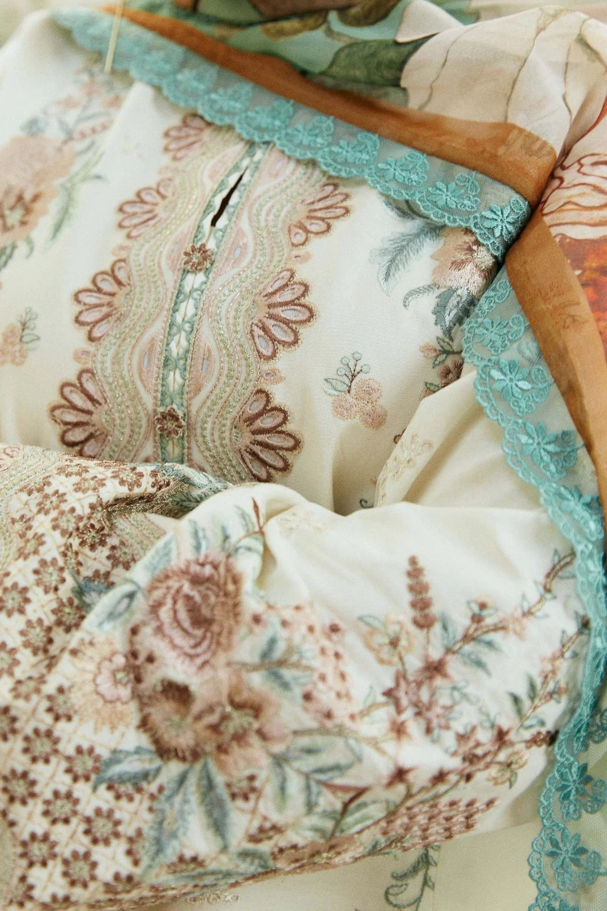 3PC-LAWN EMBROIDERED SUIT-COCO-VM237