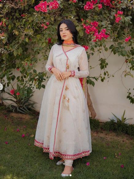 3PC-LAWN EMBROIDERED SUIT-VM3171